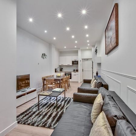 35 - Luxury Flat Grands Boulevards Париж Екстериор снимка