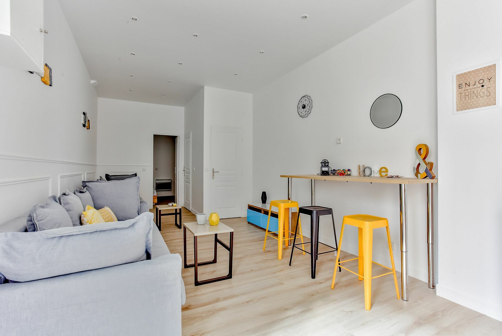 35 - Luxury Flat Grands Boulevards Париж Екстериор снимка