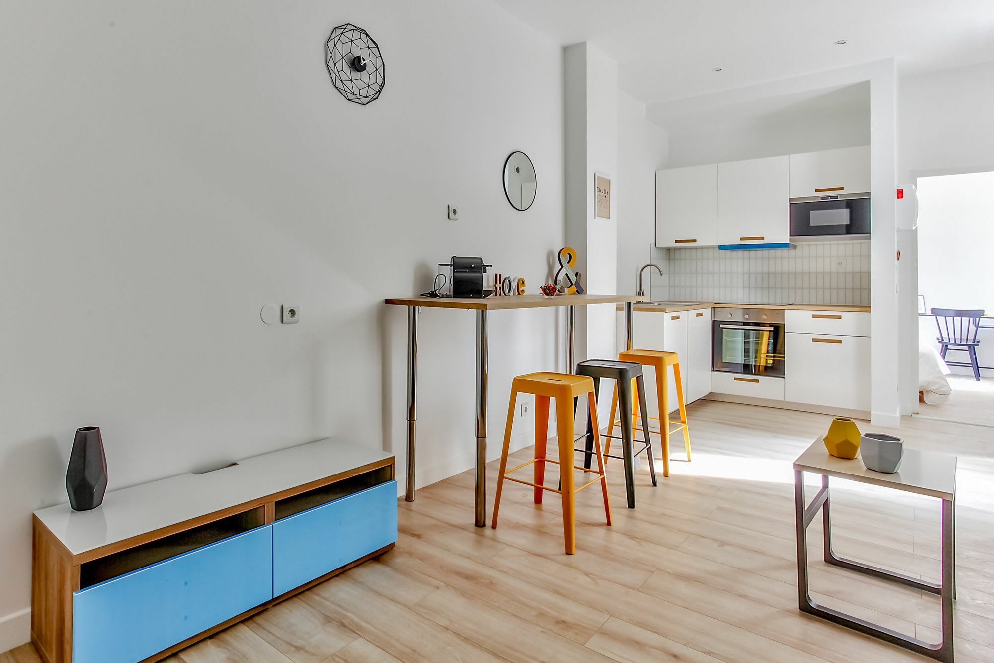 35 - Luxury Flat Grands Boulevards Париж Екстериор снимка